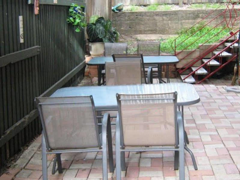 בריסביין Kookaburra Inn מראה חיצוני תמונה